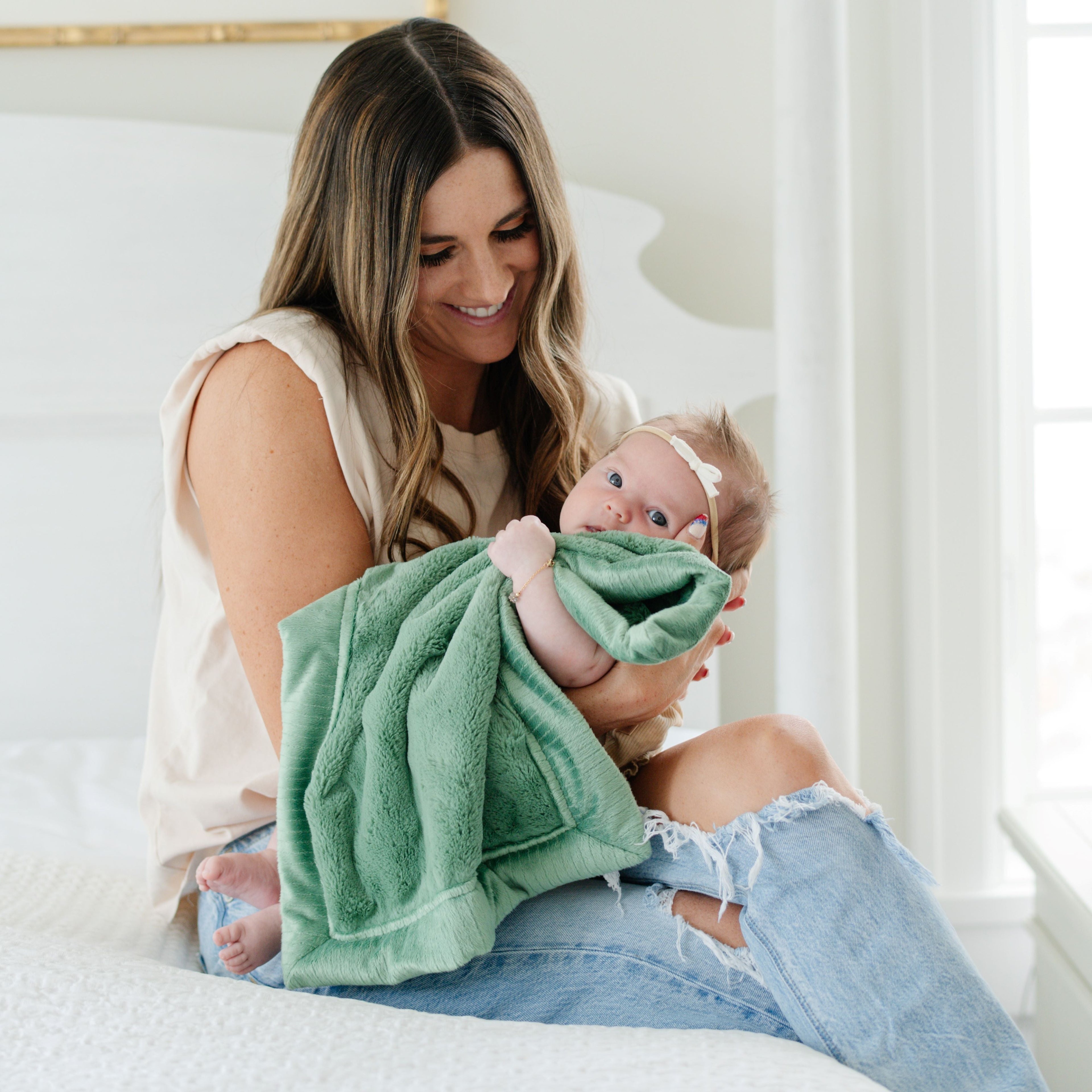 Lush Mini Blankets by Saranoni