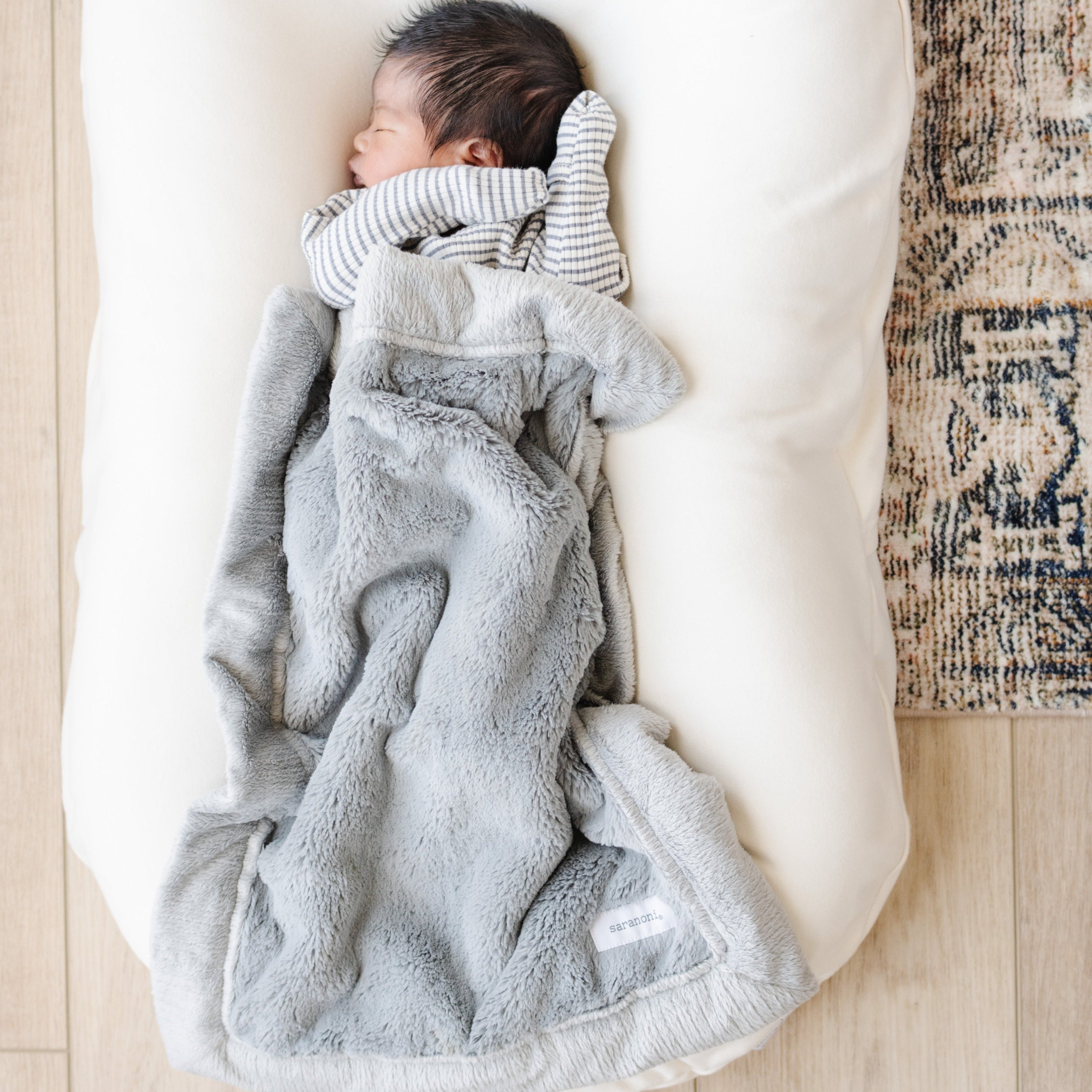 Lush Mini Blankets by Saranoni