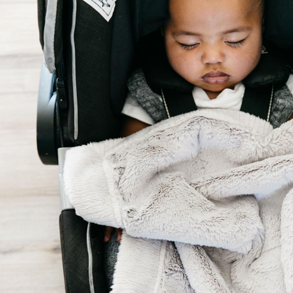 Lush Mini Blankets by Saranoni