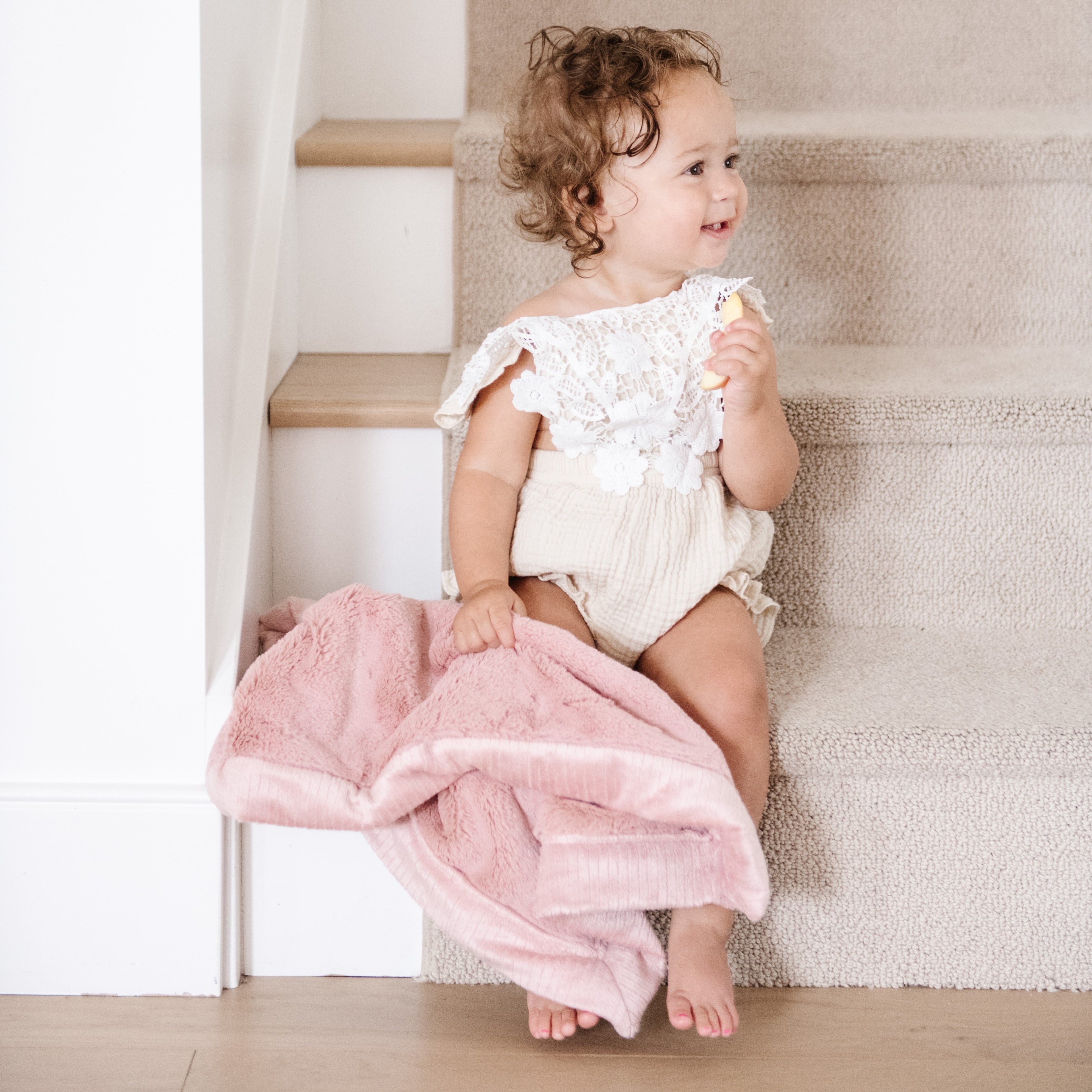 Lush Mini Blankets by Saranoni