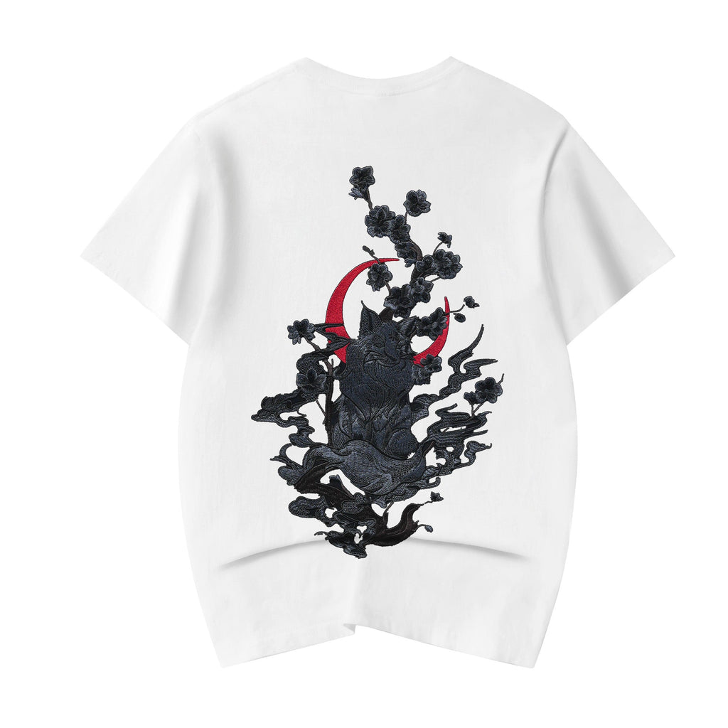 ET524 Moon Fox Embroidered Tee