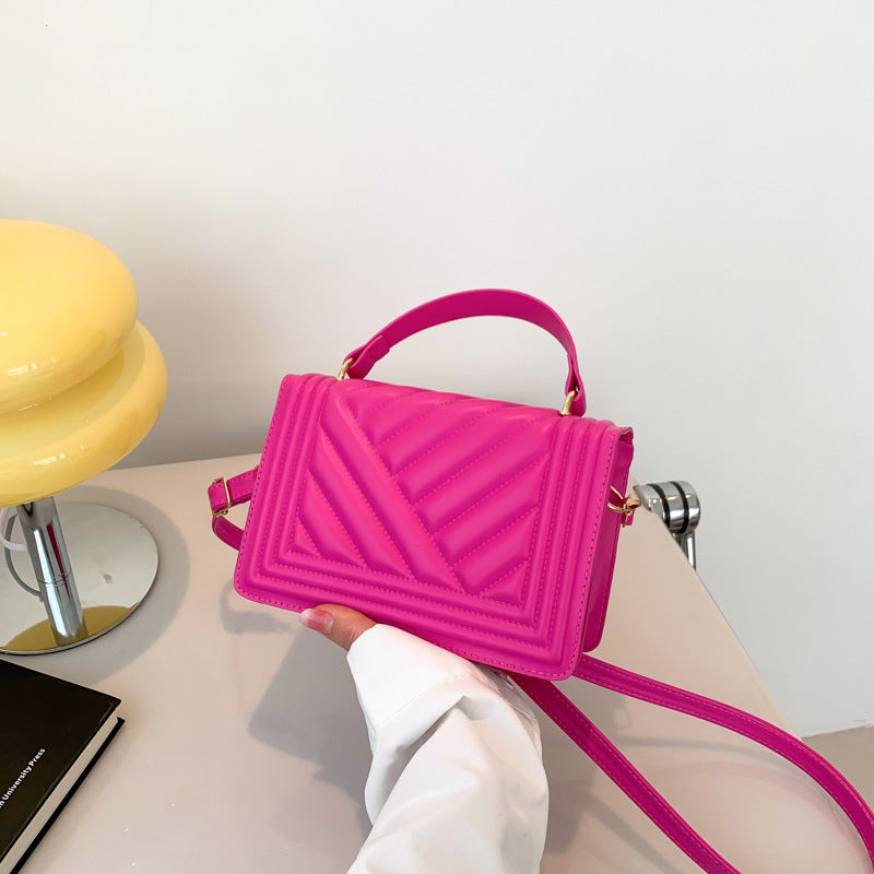 Dazzling Bags For Women Chain Crossbody Bags In Pu Leather Female Fashionable Shoulder Bag Ladies Handbags  Simple Messenger Bag Casual Indentation Western Style Portable Women
