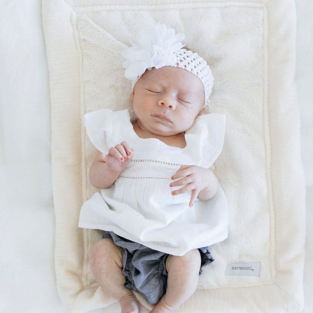 Lush Mini Blankets by Saranoni